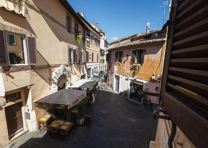 Apartment The Scarlet Loft In Trastevere