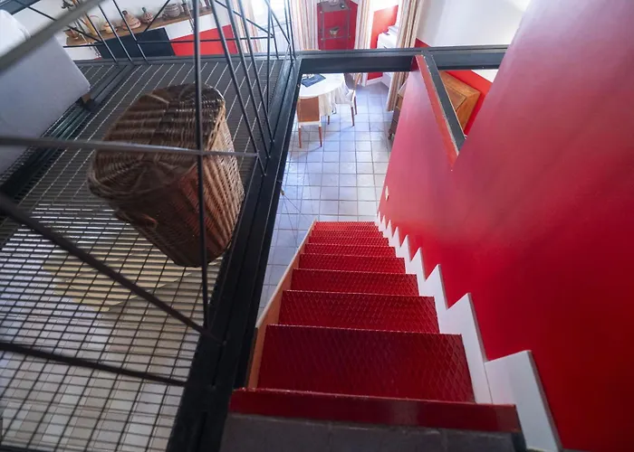 The Scarlet Loft In Trastevere * Rome
